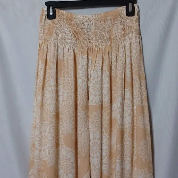 Lotus and Luna Mandala Paisley Havana Harem Pants. Size S/M - Picture 7 of 14